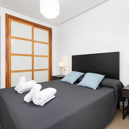 Apartup Cortes Valencianas Apartment *