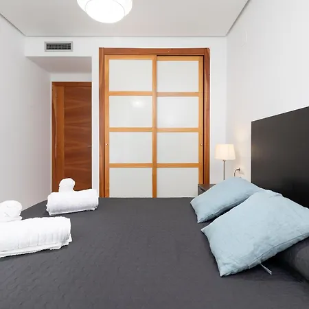 Apartup Cortes Valencianas Apartment Valencia